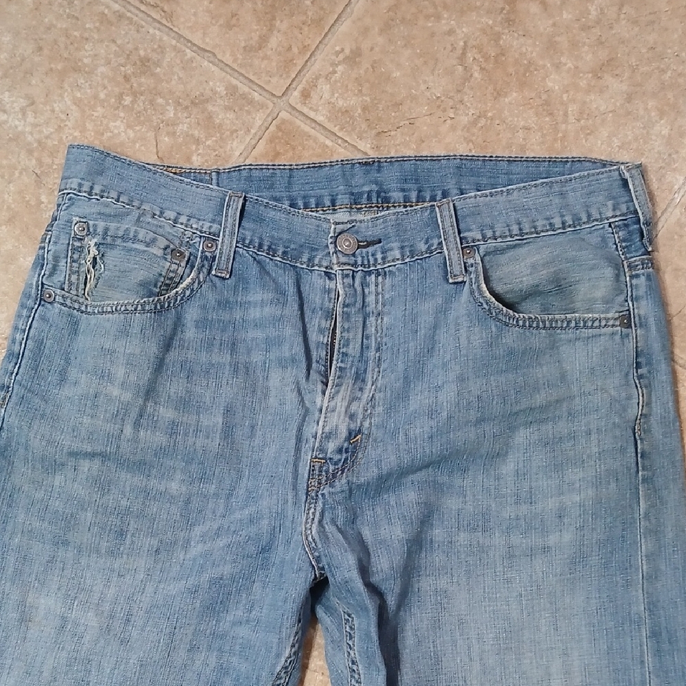 Levi's Style 569 Straight Blue Denim Jeans - Picture 2 of 7